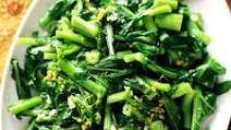 Essential Weeknight Recipe: Thai Stir-Fried Greens with Oyster Sauce Essential Weeknight Recipe: Thai Stir-Fried Greens with Oyster Sauce