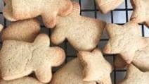 Simple and Easy Low Sugar Gingerbread Cookies Simple and Easy Low Sugar Gingerbread Cookies