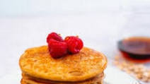 Gluten Free Pancakes (Easy & Delicious!) Gluten Free Pancakes (Easy & Delicious!)