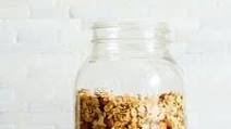 HEALTHY HOMEMADE GRANOLA RECIPE (OIL-FREE) HEALTHY HOMEMADE GRANOLA RECIPE (OIL-FREE)