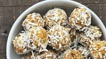 Raw Vegan Carrot Cake Balls Give the Traditional Recipe a Tasty Upgrade Raw Vegan Carrot Cake Balls Give the Traditional Recipe a Tasty Upgrade