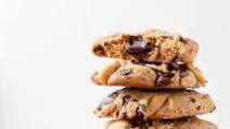Spelt Cookies With Peanuts and Chocolate Spelt Cookies With Peanuts and Chocolate