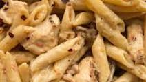 Leftover Roast Chicken and Bacon Pasta Leftover Roast Chicken and Bacon Pasta