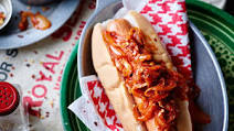 Hot dogs with New York-streetcart onions Hot dogs with New York-streetcart onions