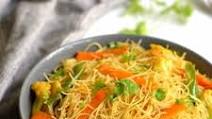Singapore Noodles | Veg Singapore Mei Fun Singapore Noodles | Veg Singapore Mei Fun
