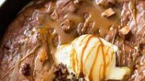 Ultimate Skillet Brownie Ultimate Skillet Brownie