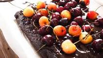 Leftover bread cake with chocolate and cherries (torta di pane e cioccolato) Leftover bread cake with chocolate and cherries (torta di pane e cioccolato)