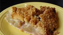 Apple Crunch Pie with Vanilla Sauce Apple Crunch Pie with Vanilla Sauce