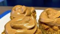 Pumpkin & Apple Pupcakes With Peanut Butter Frosting Pumpkin & Apple Pupcakes With Peanut Butter Frosting