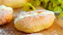 coconut cream buns coconut cream buns