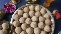 Maharashtrian Dinkache Ladoo Recipe (Whole Wheat Flour Truffles With Edible Gum & Dry Fruits) Maharashtrian Dinkache Ladoo Recipe (Whole Wheat Flour Truffles With Edible Gum & Dry Fruits)