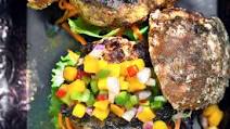 Curry-Spiced Lamb Burgers Curry-Spiced Lamb Burgers