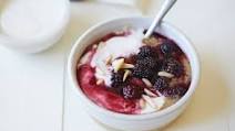 Vegan Berry & Almond Amaranth Porridge Vegan Berry & Almond Amaranth Porridge