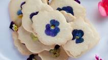 Shortbread with flowers Shortbread with flowers