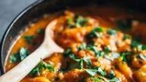 One Pot Spanish Chicken and Potatoes One Pot Spanish Chicken and Potatoes