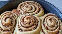 Easy Cinnamon Rolls (Gluten-Free Option) Easy Cinnamon Rolls (Gluten-Free Option)