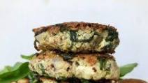 Spinach and Mushroom Veggie Burgers (Vegetarian) Spinach and Mushroom Veggie Burgers (Vegetarian)