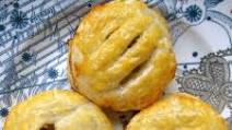 Eccles Cakes (Stuffed Pastry with Brandy-Soaked Raisins) Recipe Eccles Cakes (Stuffed Pastry with Brandy-Soaked Raisins) Recipe
