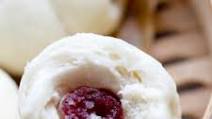 Steamed Sausage Buns (Lop Cheung Buns) Steamed Sausage Buns (Lop Cheung Buns)