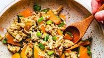 Simmered Kabocha Squash Recipe with Chicken and Enoki Mushrooms Simmered Kabocha Squash Recipe with Chicken and Enoki Mushrooms
