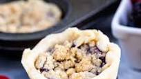 Mini Berry Pies Mini Berry Pies