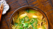 Delicious Homemade Miso Soup with Ginger (vegan) 味噌汁 Delicious Homemade Miso Soup with Ginger (vegan) 味噌汁
