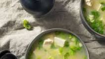 Easy Japanese-Style Traditional Miso Soup (Without Bonito) Easy Japanese-Style Traditional Miso Soup (Without Bonito)