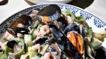 Creamy Garlic Seafood Pasta Creamy Garlic Seafood Pasta