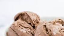 No-Churn Chocolate Peanut Butter Ice Cream No-Churn Chocolate Peanut Butter Ice Cream