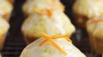 Mandarin Orange Muffins with Greek Yogurt Mandarin Orange Muffins with Greek Yogurt