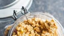 The 5 Best Granola Recipes {LOW CALORIE} The 5 Best Granola Recipes {LOW CALORIE}