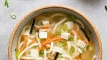 SIMPLE MISO NOODLE SOUP (7 Ingredients) SIMPLE MISO NOODLE SOUP (7 Ingredients)