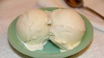 Old Fashioned Vanilla Custard Ice Cream Old Fashioned Vanilla Custard Ice Cream