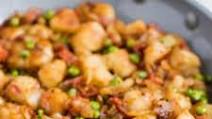 Trader Joe's Cauliflower Gnocchi With Peas and Turkey Bacon Trader Joe's Cauliflower Gnocchi With Peas and Turkey Bacon