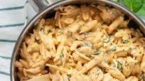 Creamy Spicy Vegan Sausage Pasta with Spinach Creamy Spicy Vegan Sausage Pasta with Spinach
