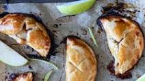 Mini Apple Hand Pies With Pie Crust Recipe | Sip Bite Go Mini Apple Hand Pies With Pie Crust Recipe | Sip Bite Go