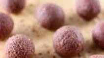 Raw Vegan Brownie Bites (Gluten-Free) Raw Vegan Brownie Bites (Gluten-Free)