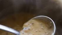Mushroom & Onion Turkey Gravy Mushroom & Onion Turkey Gravy