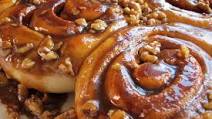 Ooey-Gooey Cinnamon Buns Ooey-Gooey Cinnamon Buns