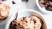 No Churn Chocolate Peanut Butter Ice cream {Dairy free, Paleo, Vegan} No Churn Chocolate Peanut Butter Ice cream {Dairy free, Paleo, Vegan}