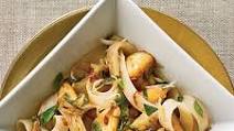 Thai Rice Noodles with Chicken Thai Rice Noodles with Chicken
