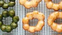 Pon de Ring Donut Pon de Ring Donut