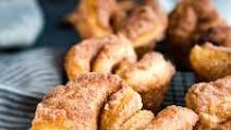Sugary Cinnamon Twists (Easy Breakfast Pastries) Sugary Cinnamon Twists (Easy Breakfast Pastries)