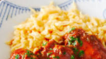 Chicken Paprikash (Paprika Chicken) Chicken Paprikash (Paprika Chicken)