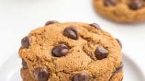 Chocolate Chip Coconut Flour Cookies (paleo, vegan option) Chocolate Chip Coconut Flour Cookies (paleo, vegan option)
