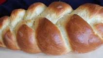 Brioche Loaf ( Breadmaker 1 1/2 Lb. Loaf) Brioche Loaf ( Breadmaker 1 1/2 Lb. Loaf)
