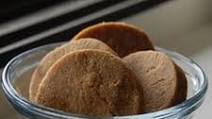 Simple and Easy Homemade Grain Free Peanut Butter Dog Cookie Recipe Simple and Easy Homemade Grain Free Peanut Butter Dog Cookie Recipe