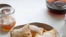 New Mexican-Style Sopapillas Recipe New Mexican-Style Sopapillas Recipe