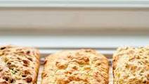 How to Make Buttermilk Quick Bread: With 10 Different Variations How to Make Buttermilk Quick Bread: With 10 Different Variations