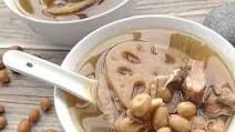 Chinese Lotus Root Soup with Pork Ribs and Peanuts Chinese Lotus Root Soup with Pork Ribs and Peanuts